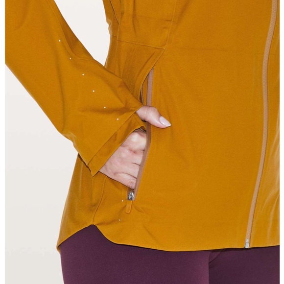 Lululemon The Rain Is Calling Jacket II Fools Gold - Picture 10 of 10